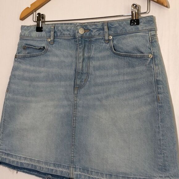 Loft Skirt Womens 4 Light Wash Frayed Hem Denim Knee Length Released Hem A Line - Picture 5 of 10